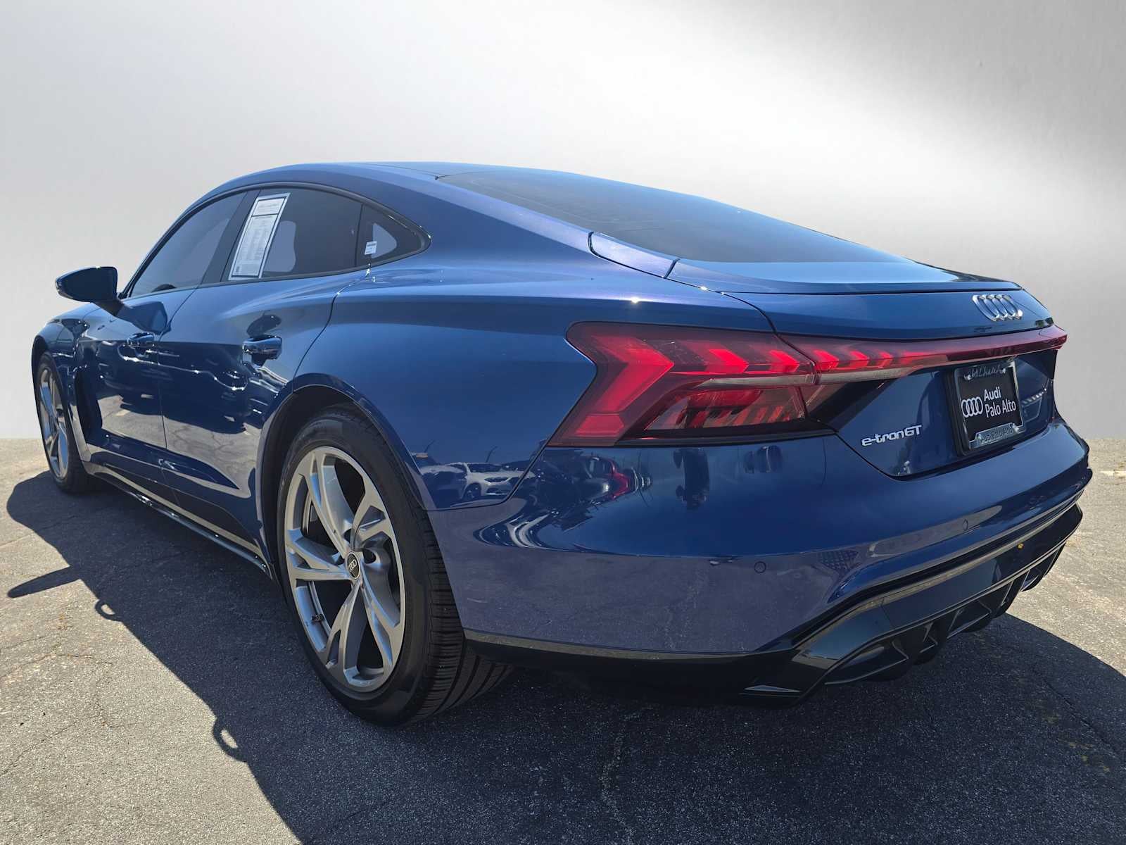 2024 Audi e-tron GT Premium Plus