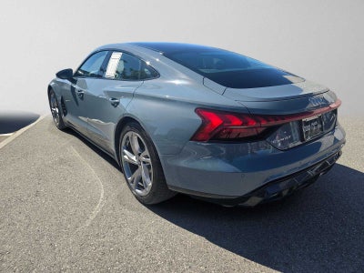 2024 Audi e-tron GT Premium Plus