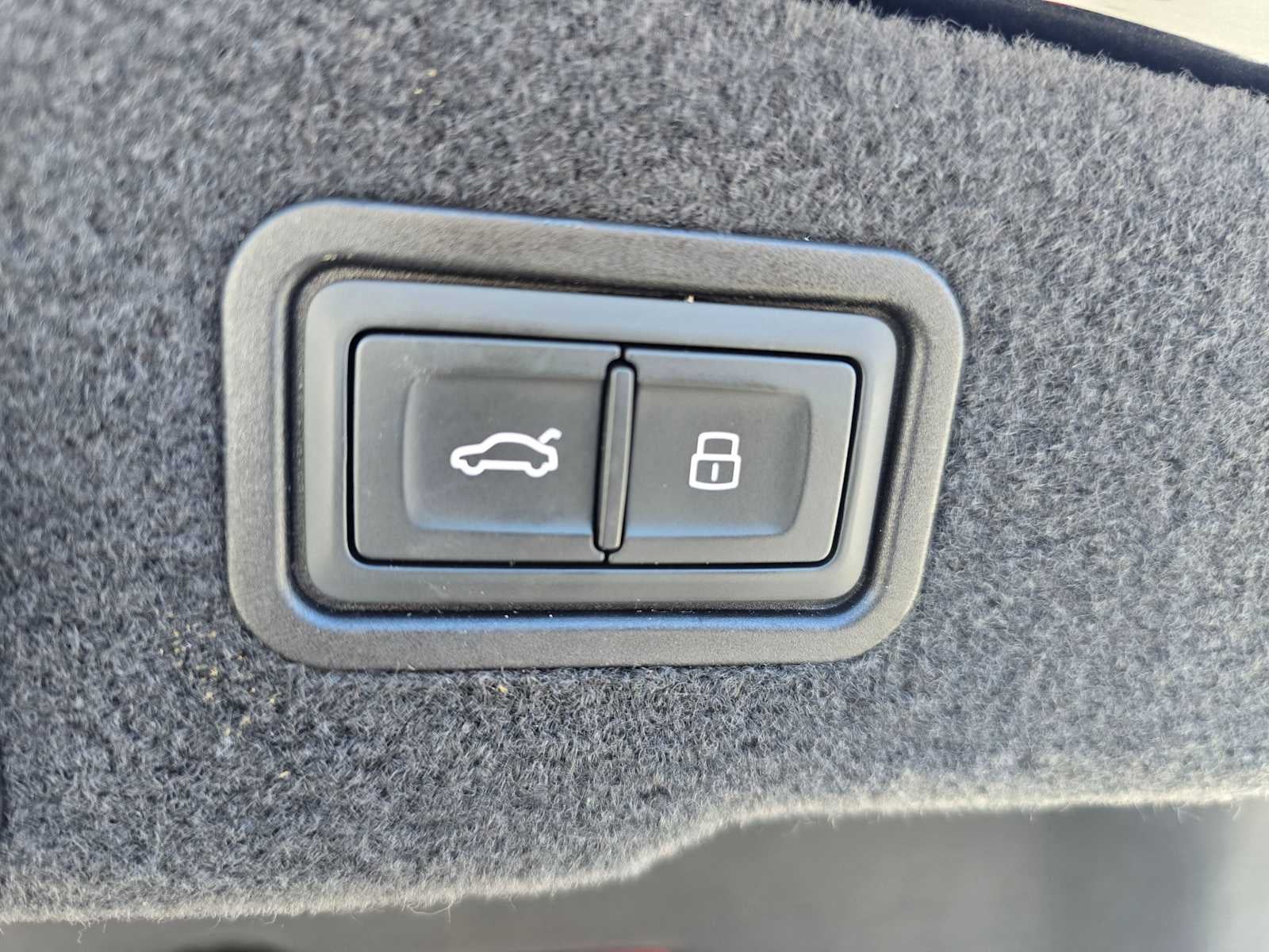 2022 Audi S8 4.0 TFSI