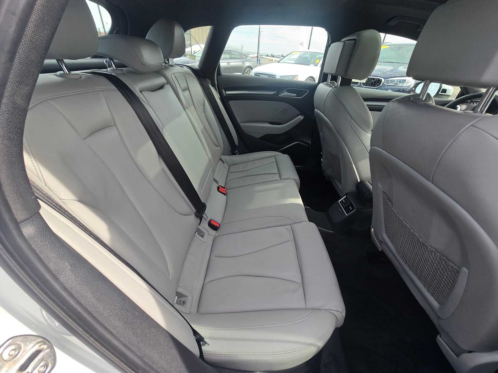 2016 Audi A3 e-tron Premium Plus