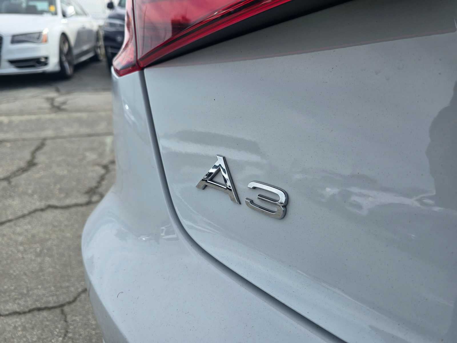 2016 Audi A3 e-tron Premium Plus