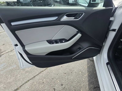 2016 Audi A3 e-tron Premium Plus