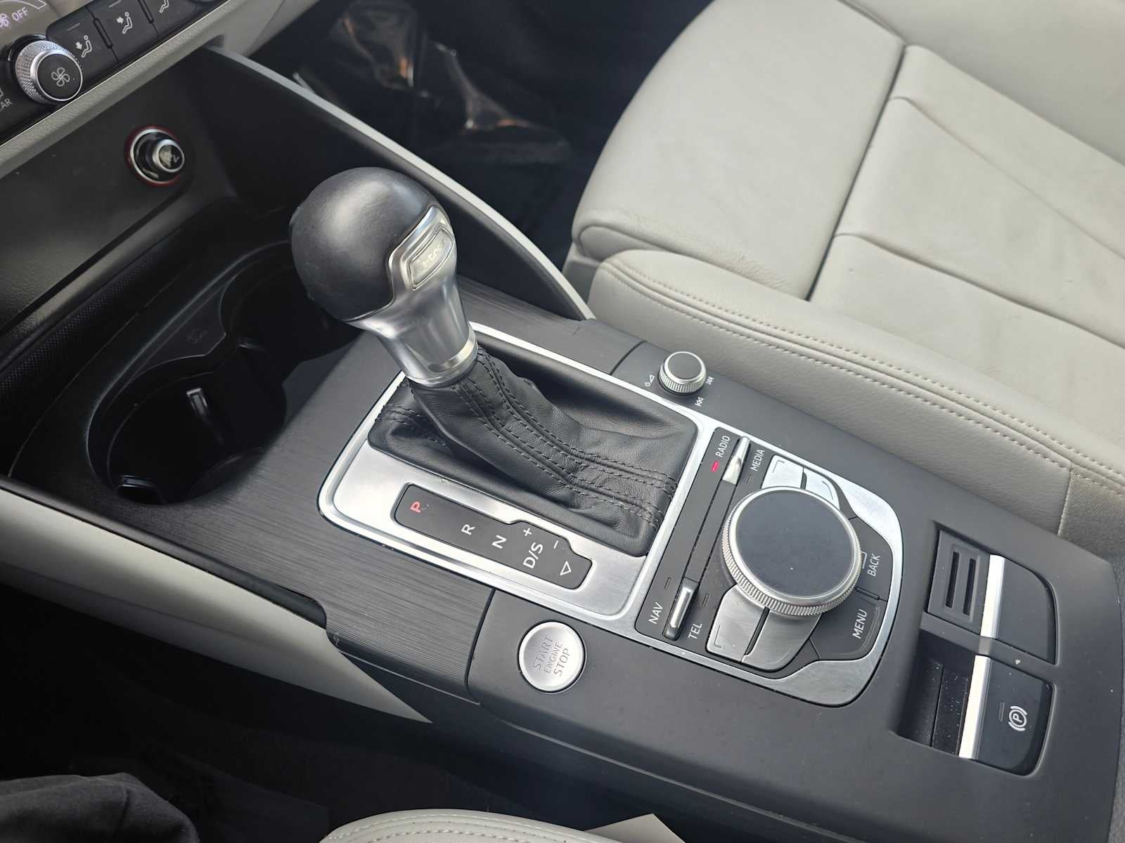 2016 Audi A3 e-tron Premium Plus