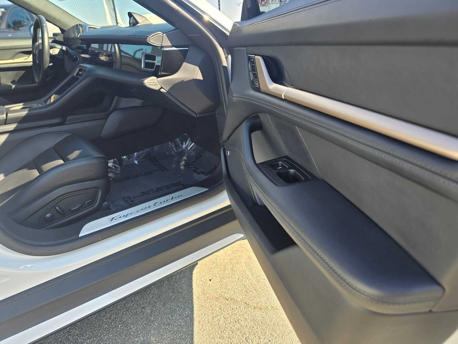 2020 Porsche Taycan Turbo