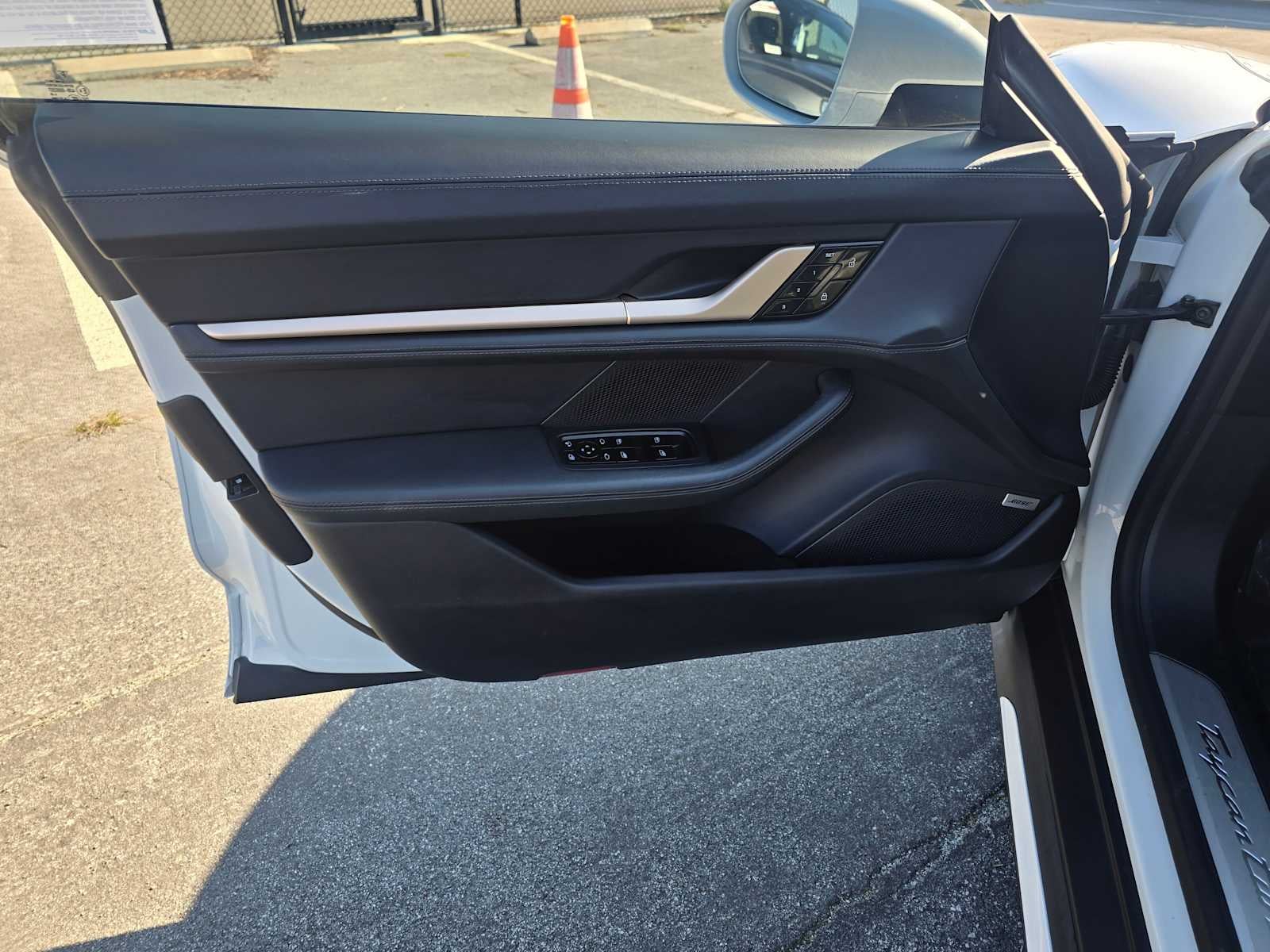 2020 Porsche Taycan Turbo