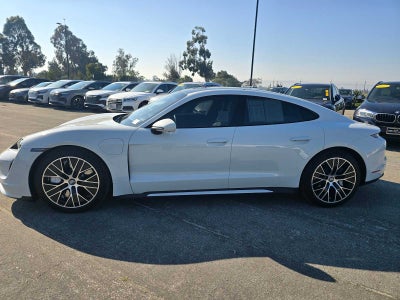 2020 Porsche Taycan Turbo