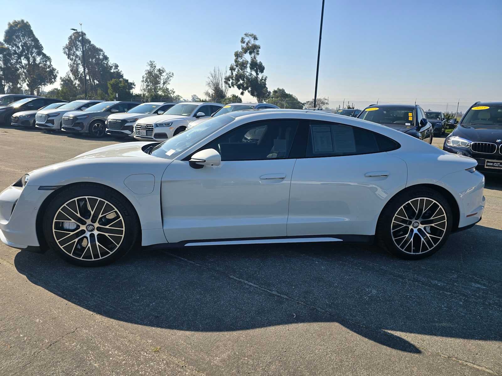 2020 Porsche Taycan Turbo