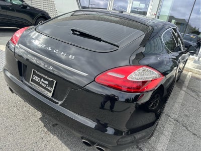 2013 Porsche Panamera S Hybrid