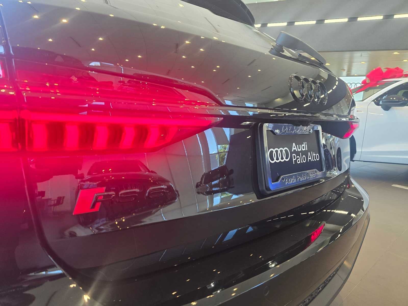 2025 Audi RS 6 Avant performance
