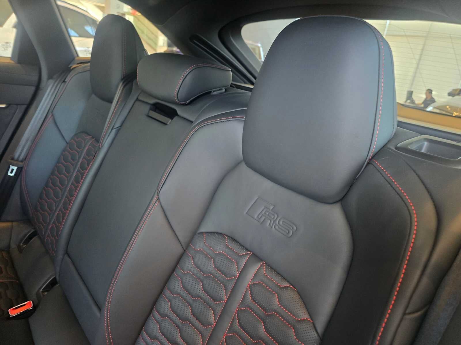 2025 Audi RS 6 Avant performance