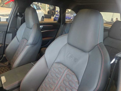 2025 Audi RS 6 Avant performance