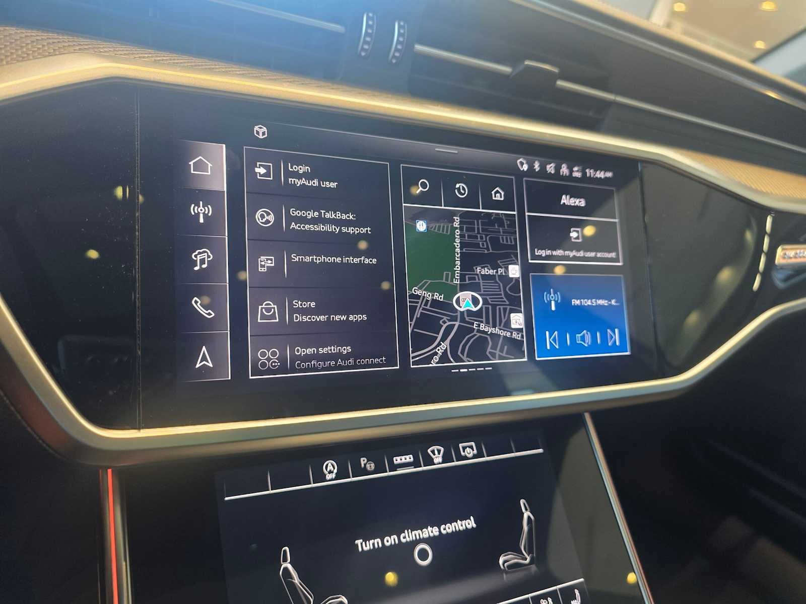 2025 Audi RS 6 Avant performance