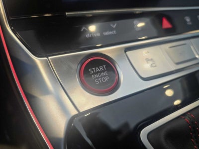 2025 Audi RS 6 Avant performance