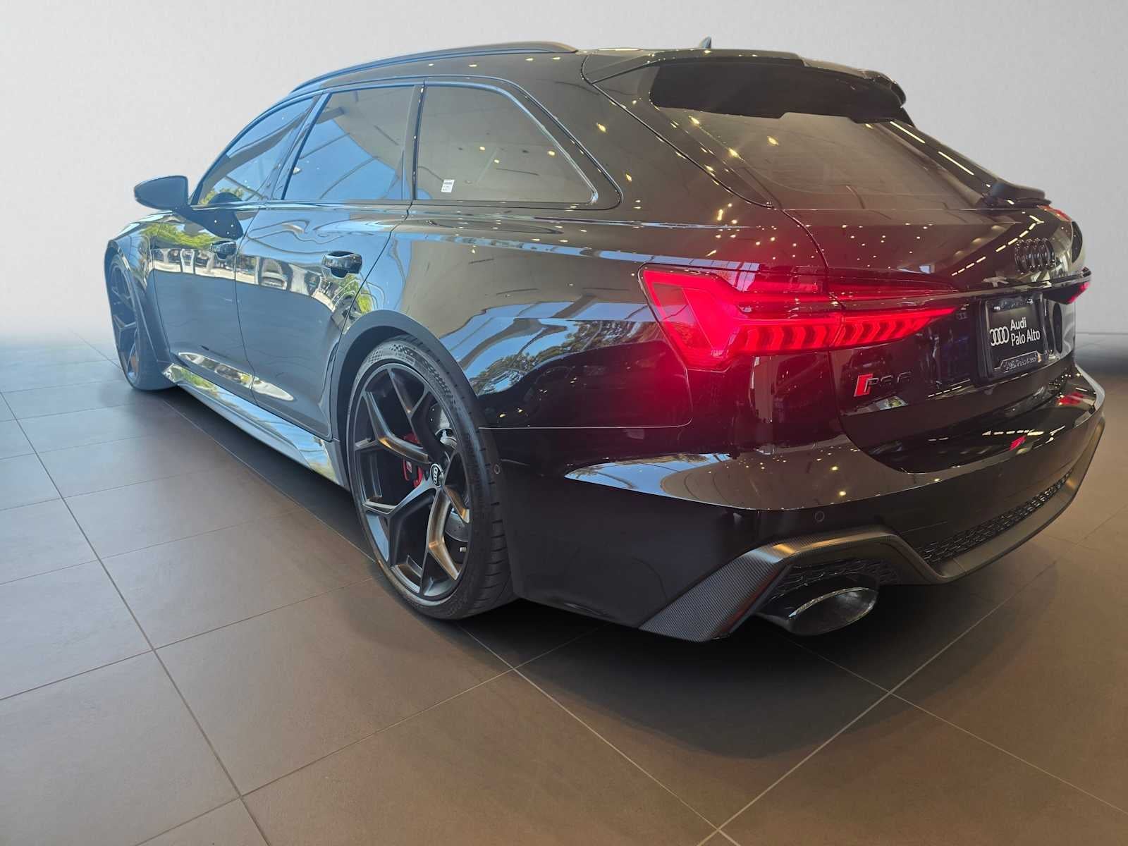 2025 Audi RS 6 Avant performance