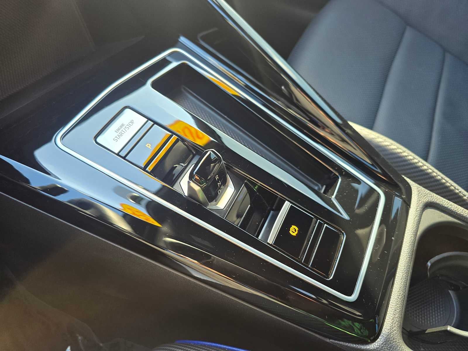 2023 Volkswagen Golf R 20th Anniversary Edition