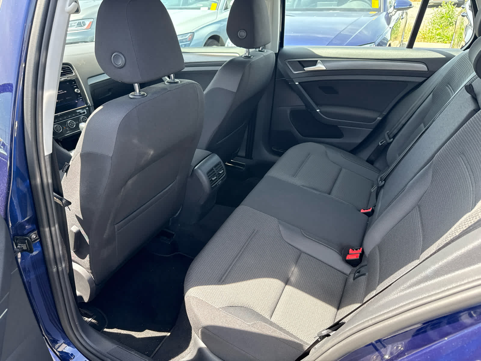 2019 Volkswagen e-Golf SE