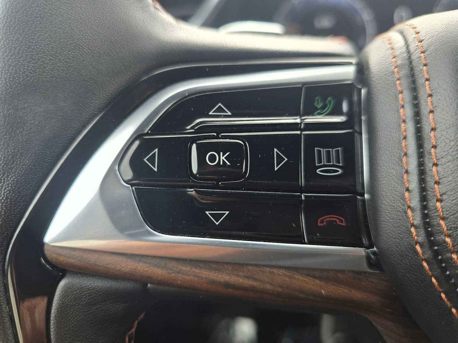 2023 Jeep Grand Cherokee Summit