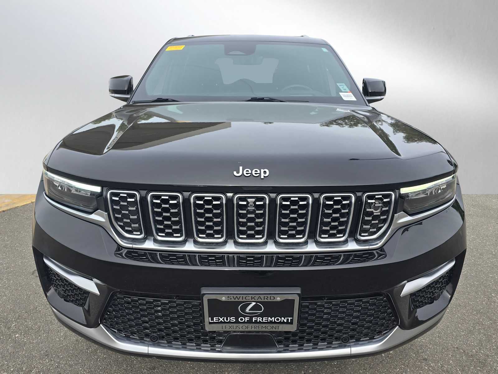 2023 Jeep Grand Cherokee Summit