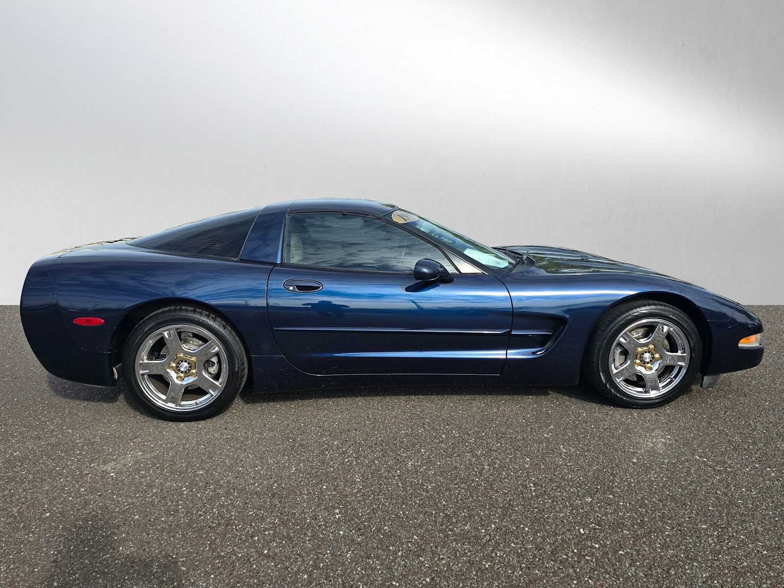 1999 Chevrolet Corvette 2dr Cpe