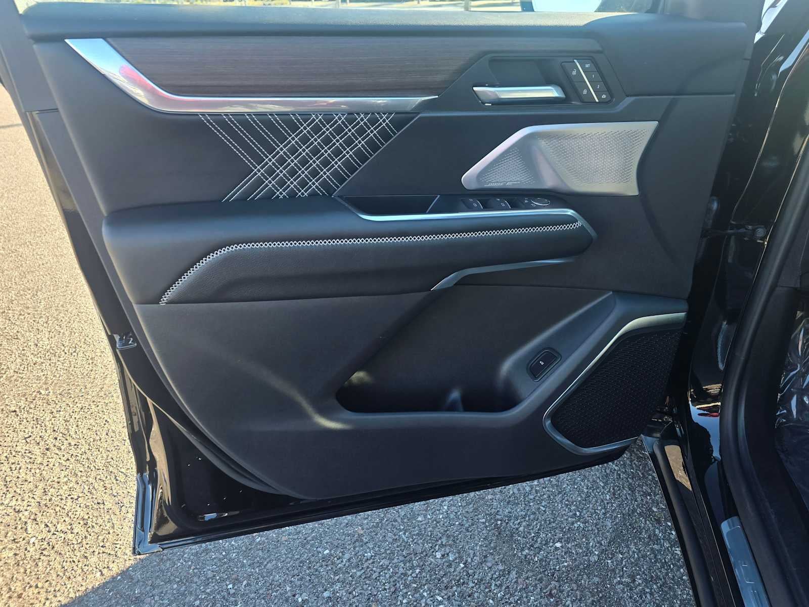 2024 GMC Acadia AWD Denali