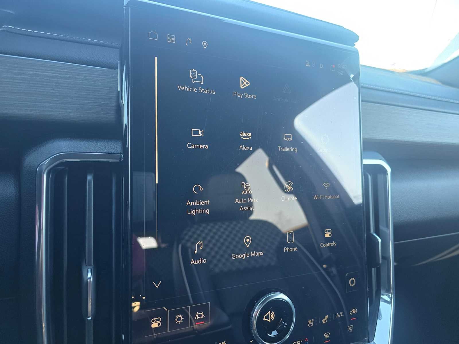 2024 GMC Acadia AWD Denali