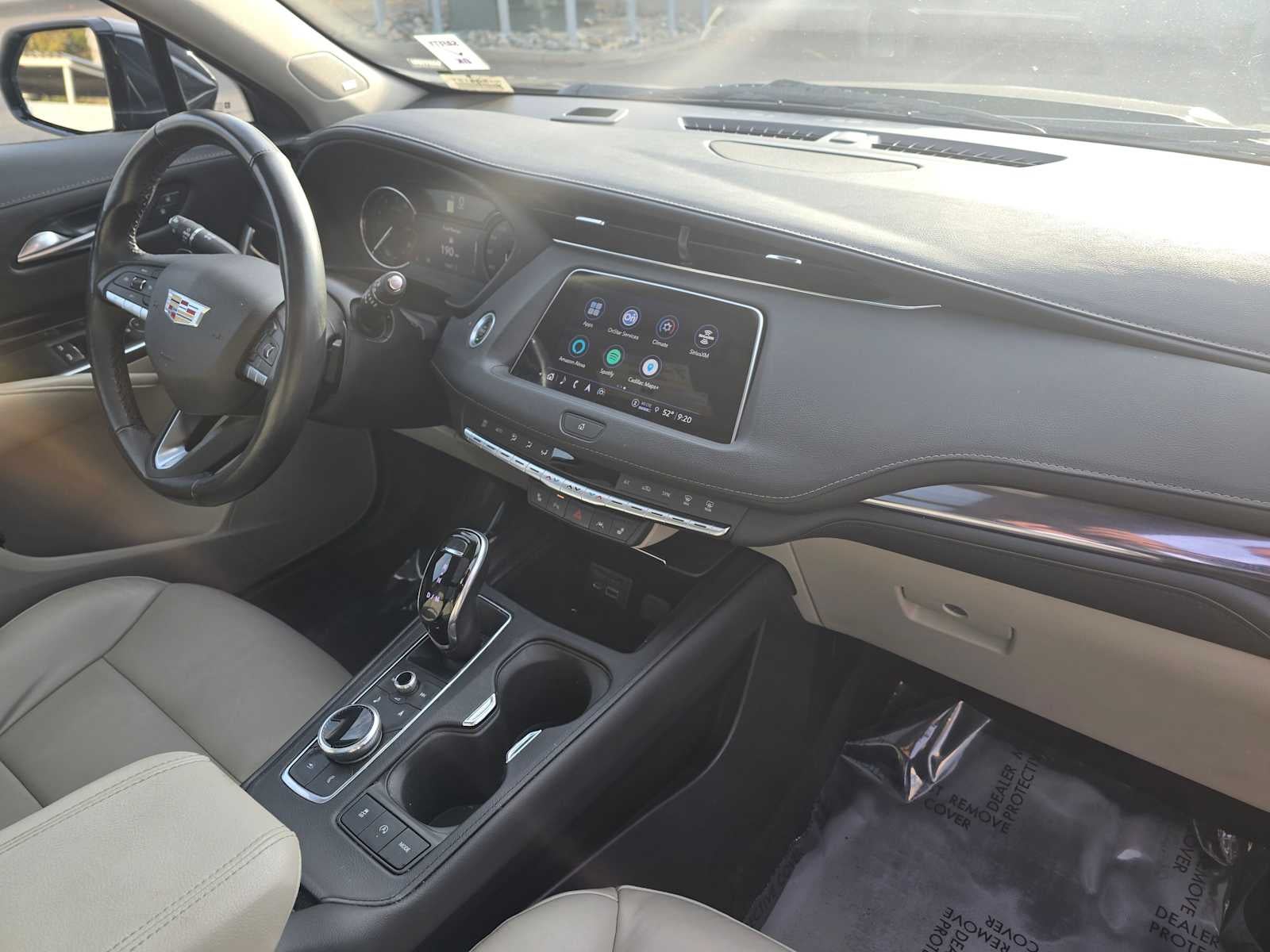 2022 Cadillac XT4 FWD Luxury