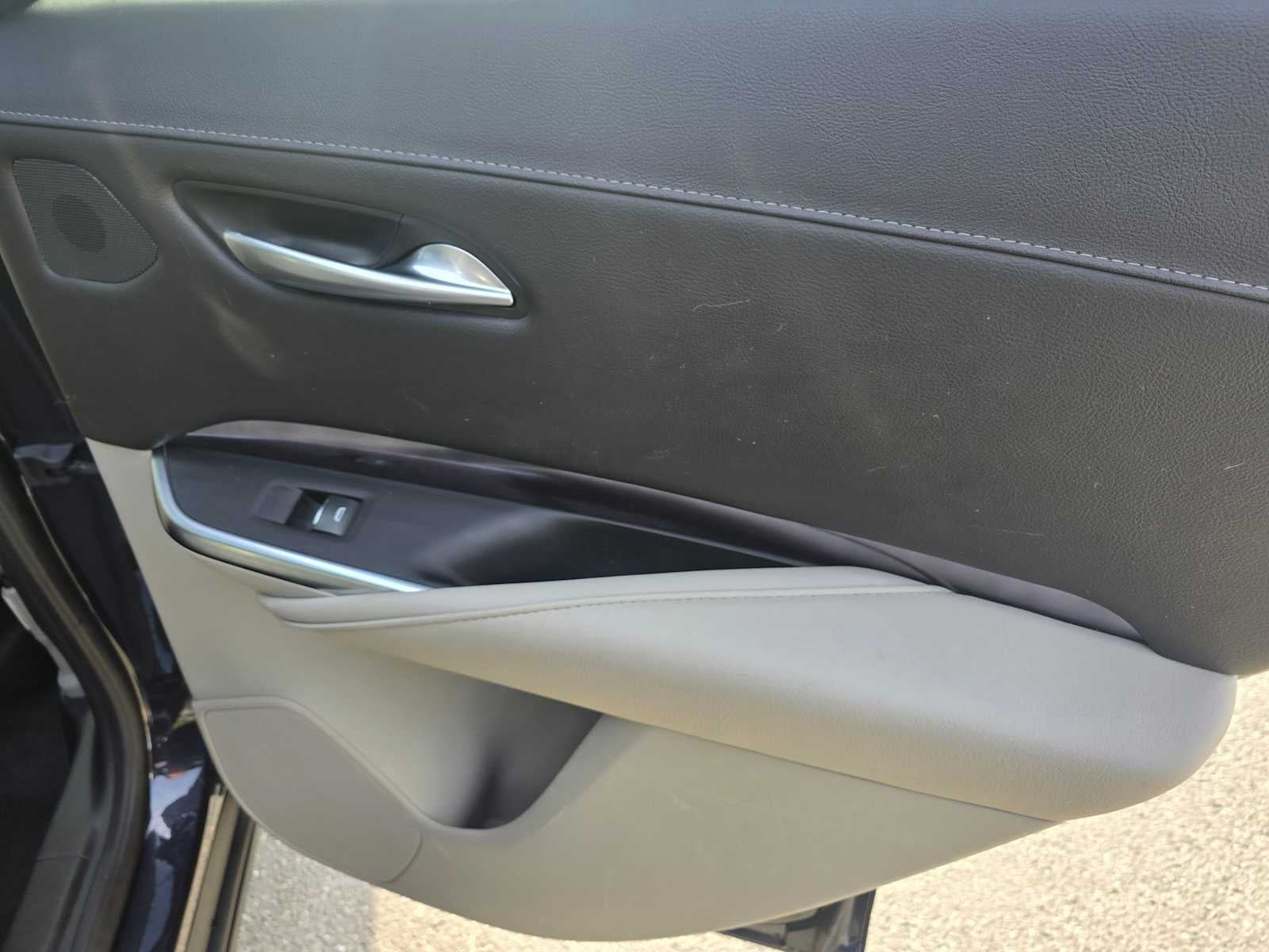 2022 Cadillac XT4 FWD Luxury