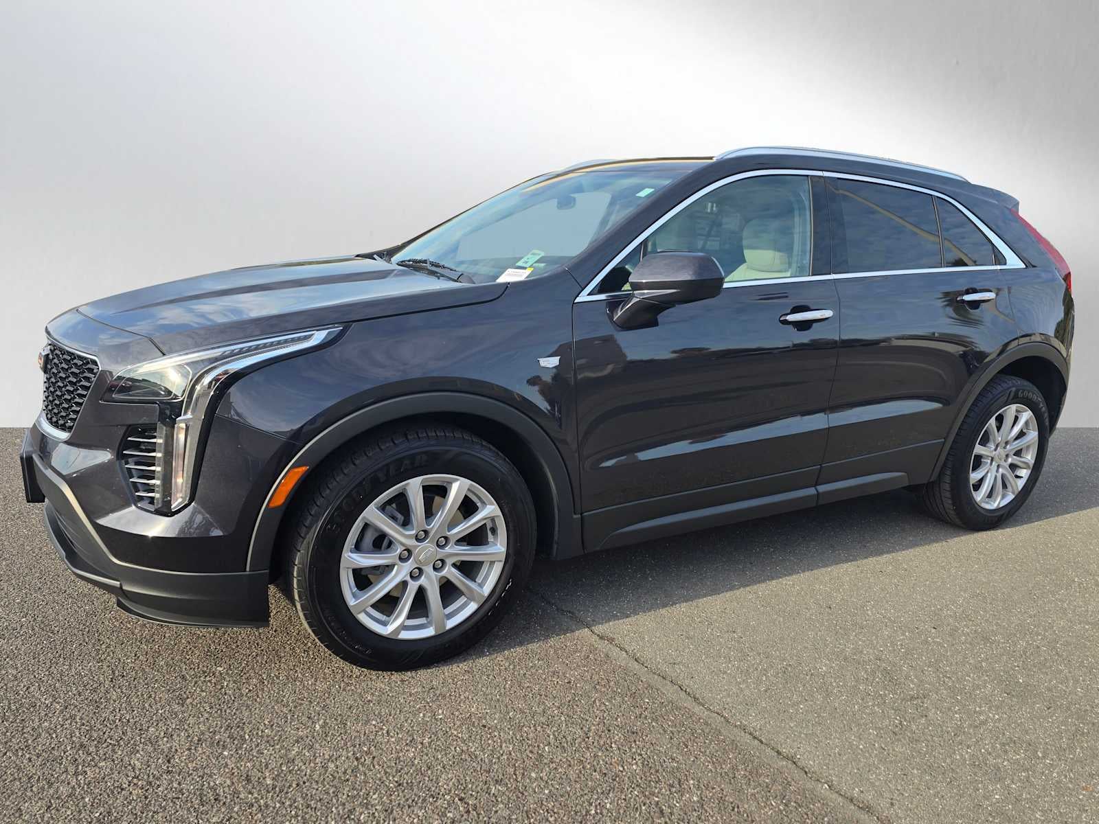 2022 Cadillac XT4 FWD Luxury