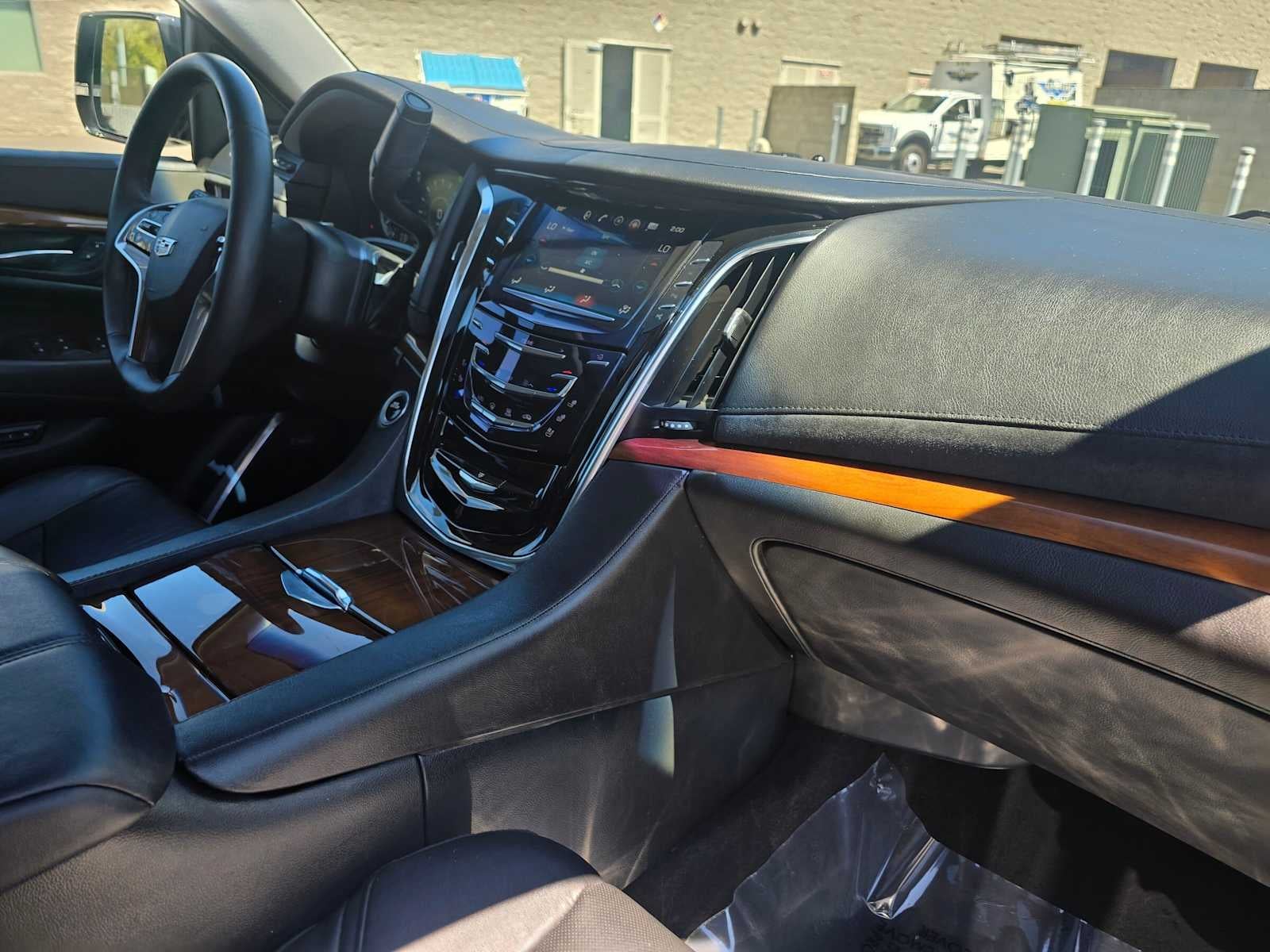 2017 Cadillac Escalade Premium Luxury