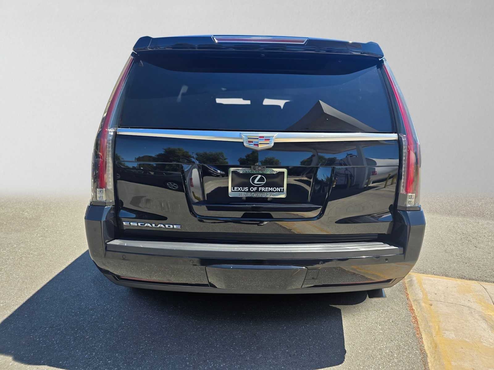 2017 Cadillac Escalade Premium Luxury