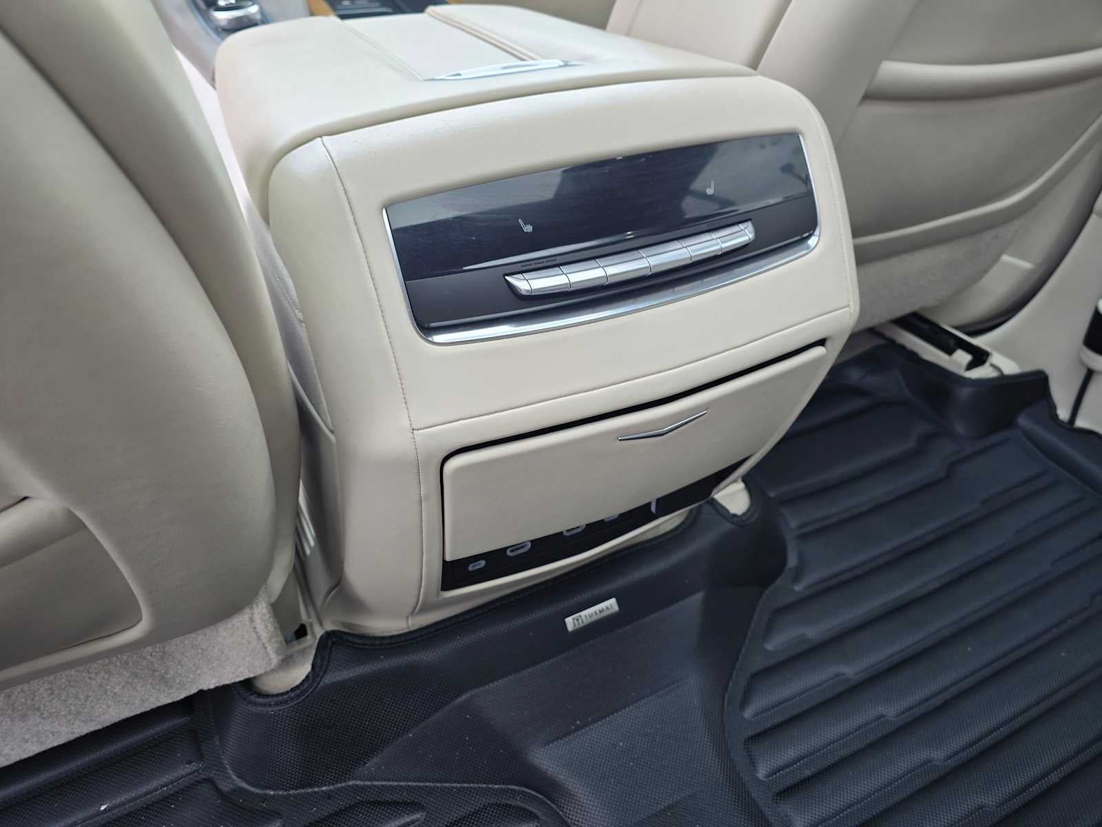 2021 Cadillac Escalade Premium Luxury Platinum