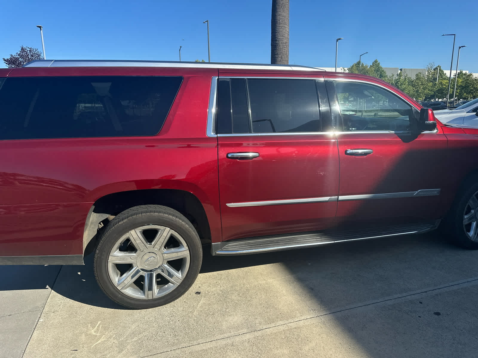 2017 Cadillac Escalade ESV Luxury