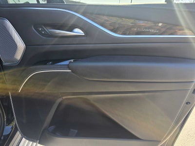 2024 Cadillac Escalade ESV 4WD Premium Luxury Platinum