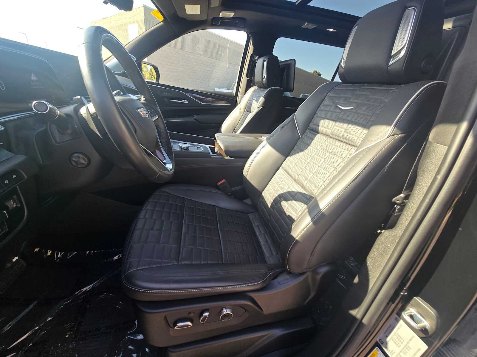 2024 Cadillac Escalade ESV 4WD Premium Luxury Platinum