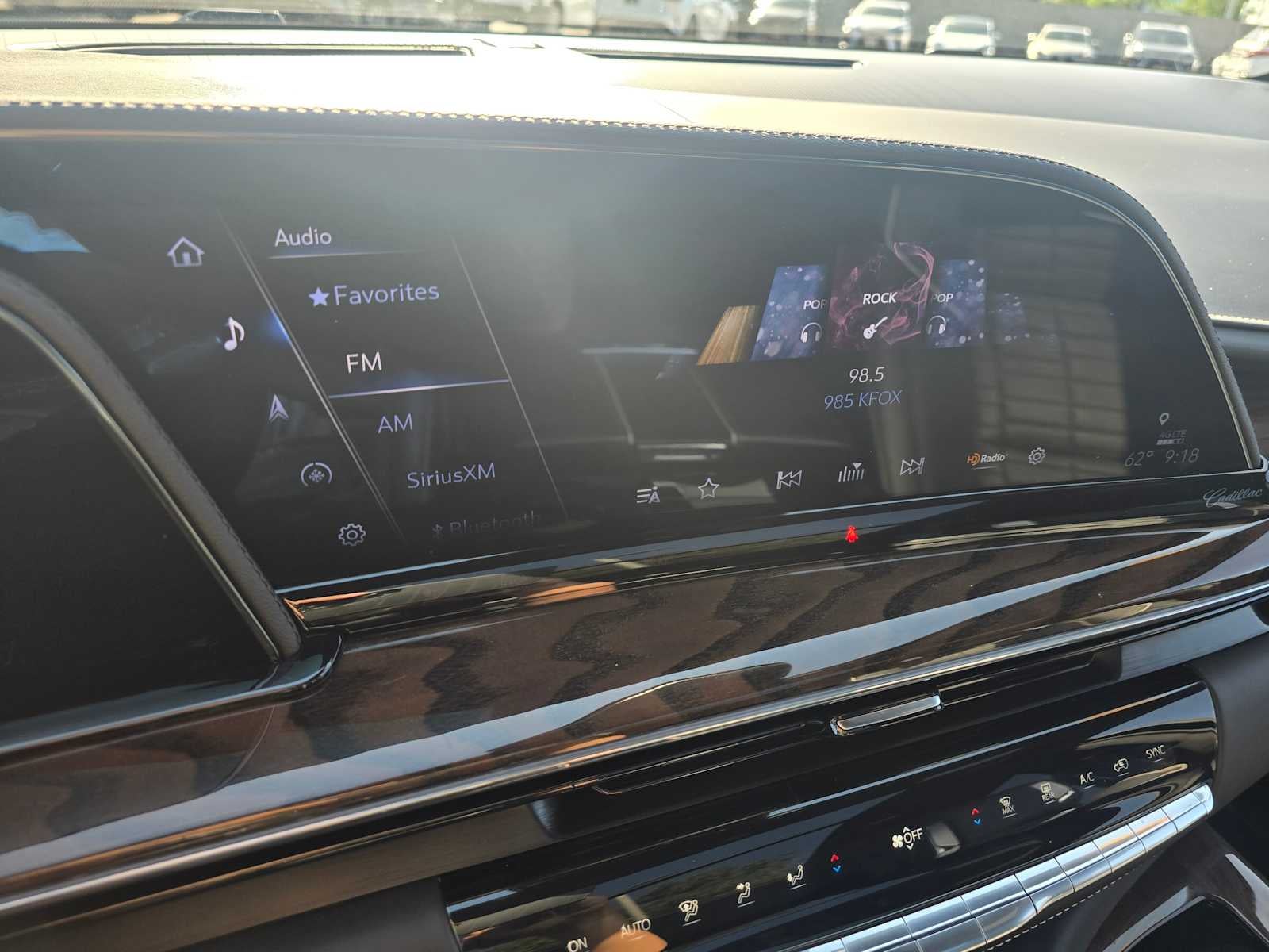 2024 Cadillac Escalade ESV 4WD Premium Luxury Platinum