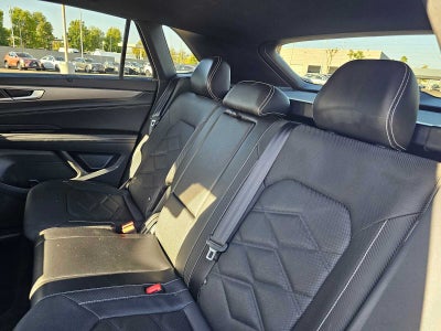 2025 Volkswagen Atlas Cross Sport 2.0T SE w/Technology