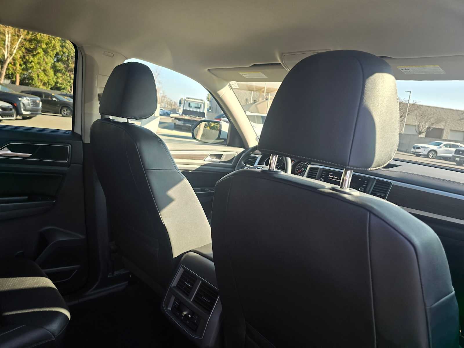 2019 Volkswagen Atlas 3.6L V6 SE w/Technology R-Line