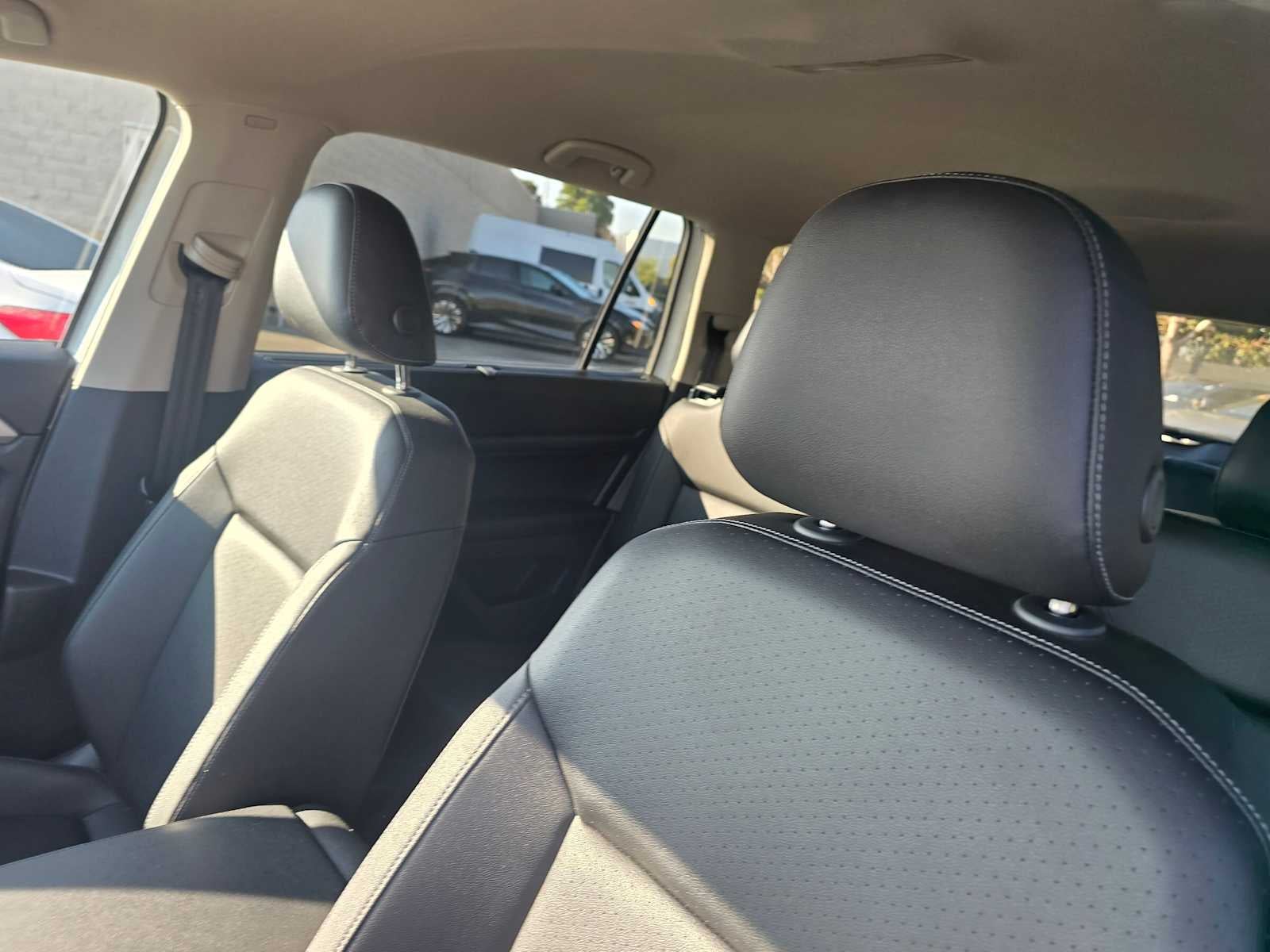 2019 Volkswagen Atlas 3.6L V6 SE w/Technology R-Line