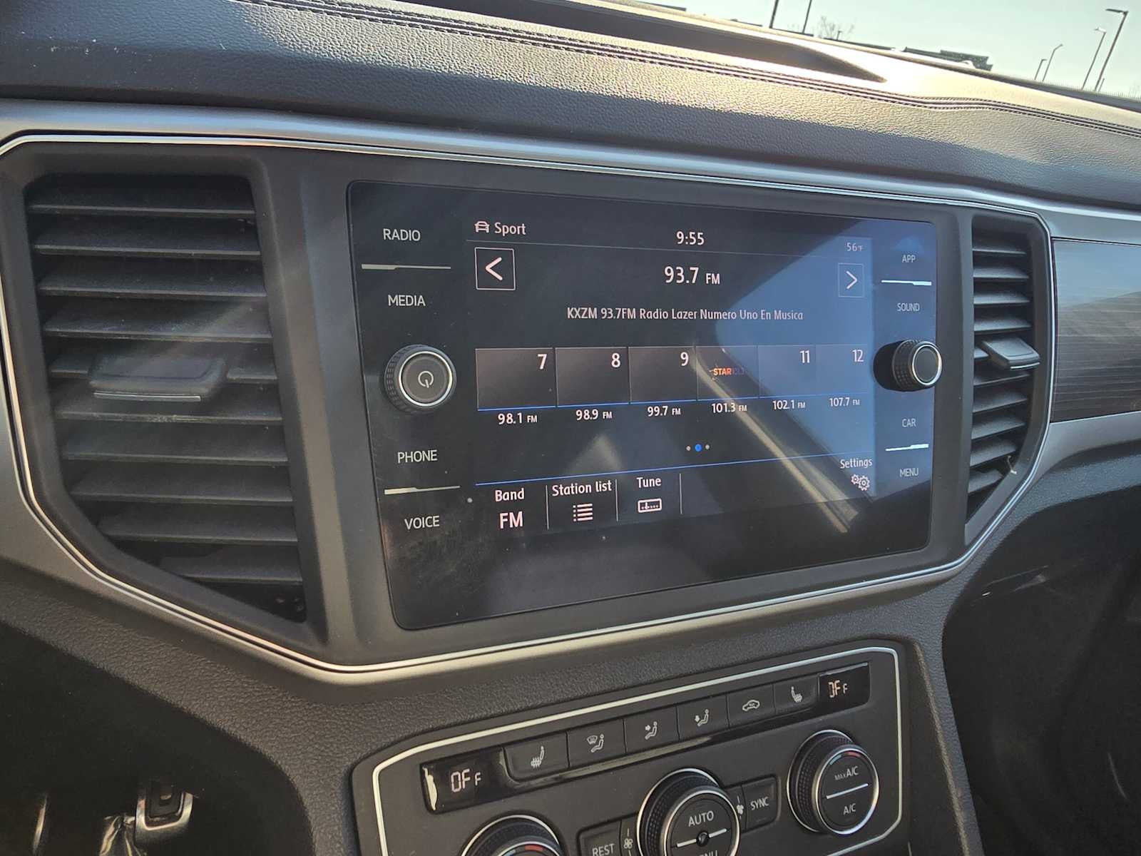 2019 Volkswagen Atlas 3.6L V6 SE w/Technology R-Line