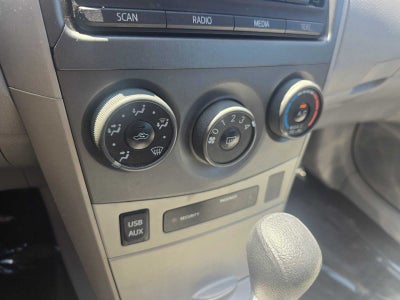 2012 Toyota Corolla LE
