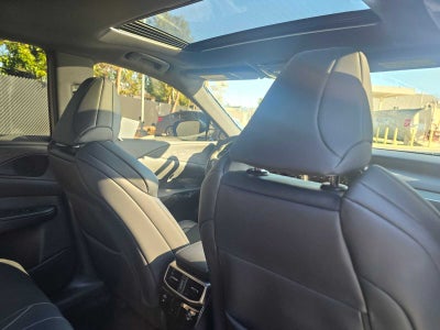 2023 Lexus RX F SPORT Handling