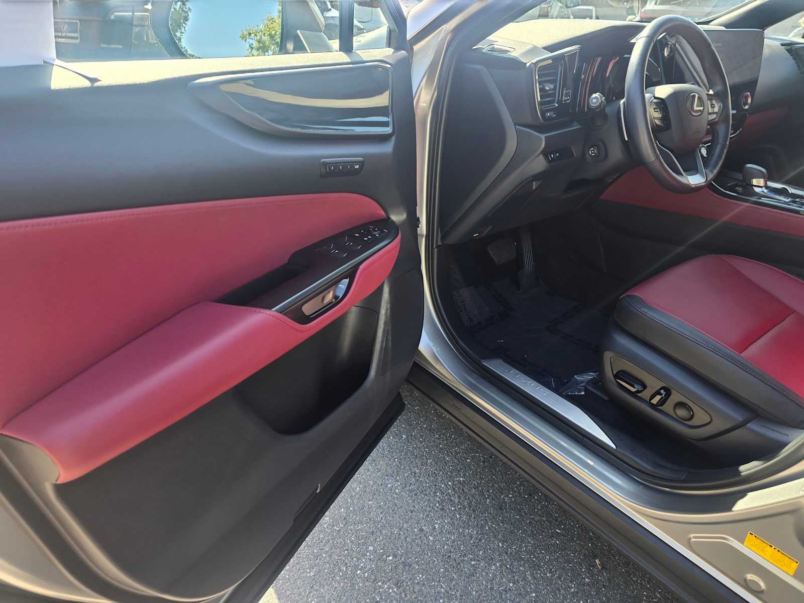 2025 Lexus NX 350 PREMIUM