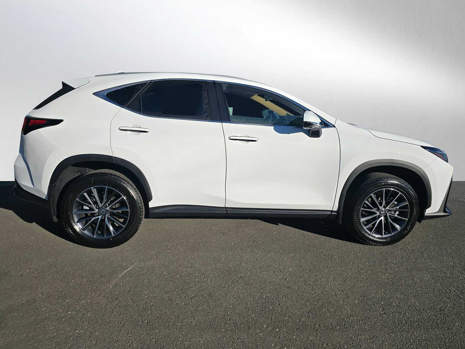 2026 Lexus NX 350 PREMIUM
