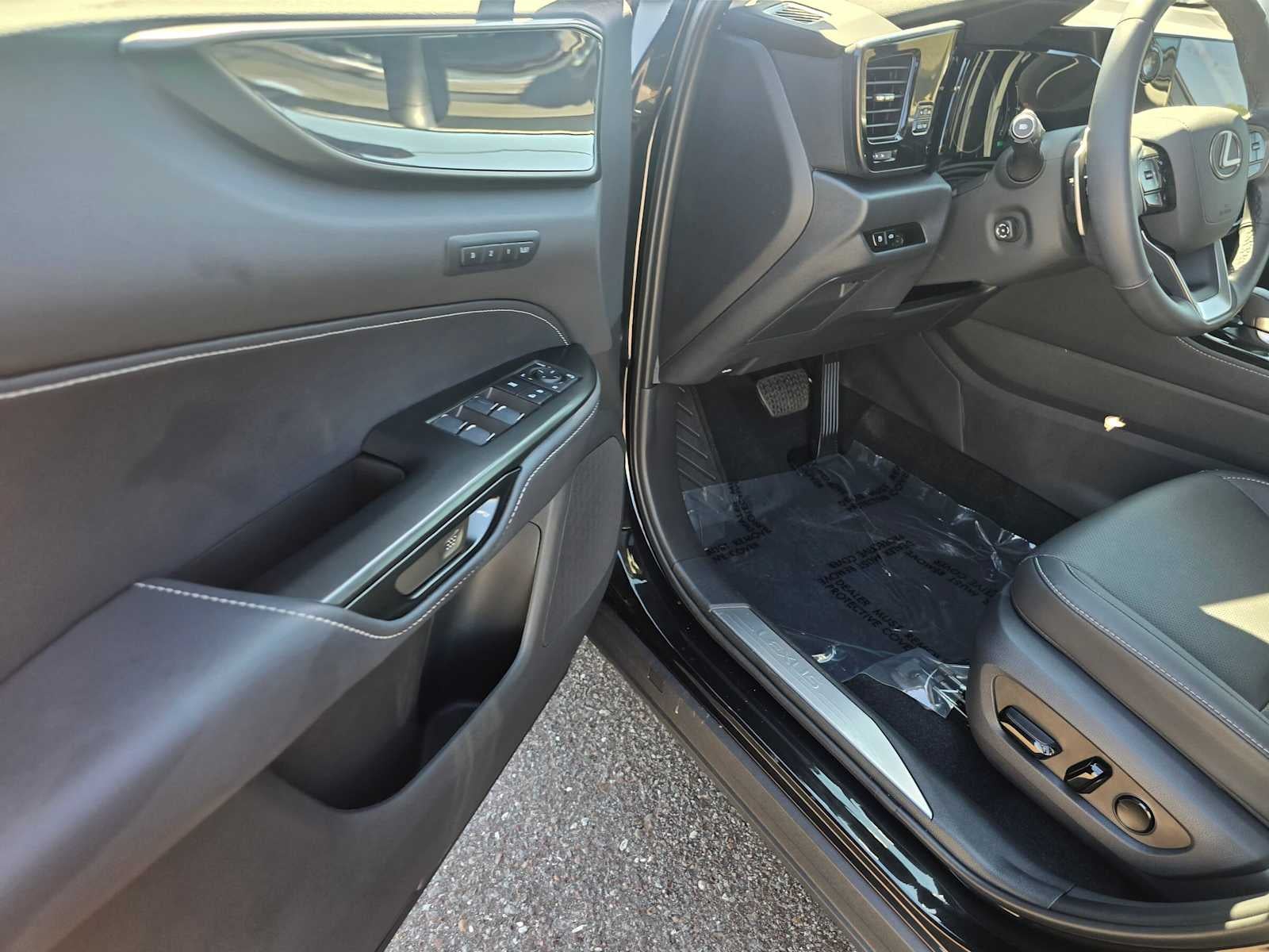 2026 Lexus NX 350h PREMIUM