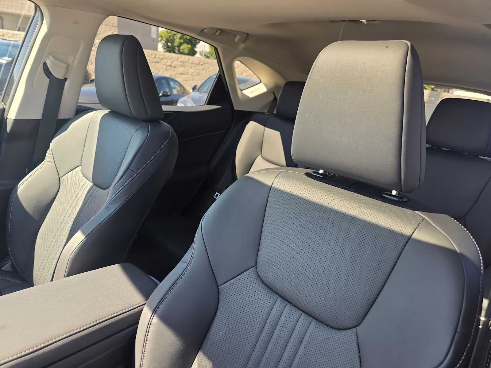2026 Lexus NX 350h PREMIUM