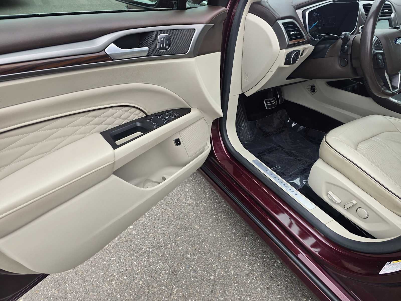 2017 Ford Fusion Energi Platinum