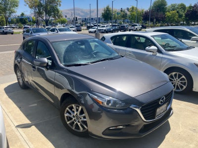 2018 Mazda Mazda3 5-Door Sport