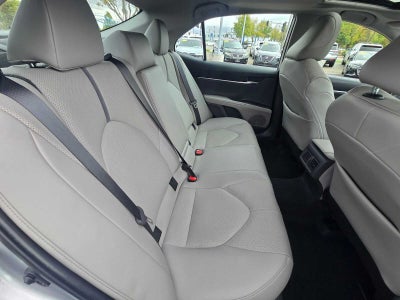 2023 Toyota Camry Hybrid XLE