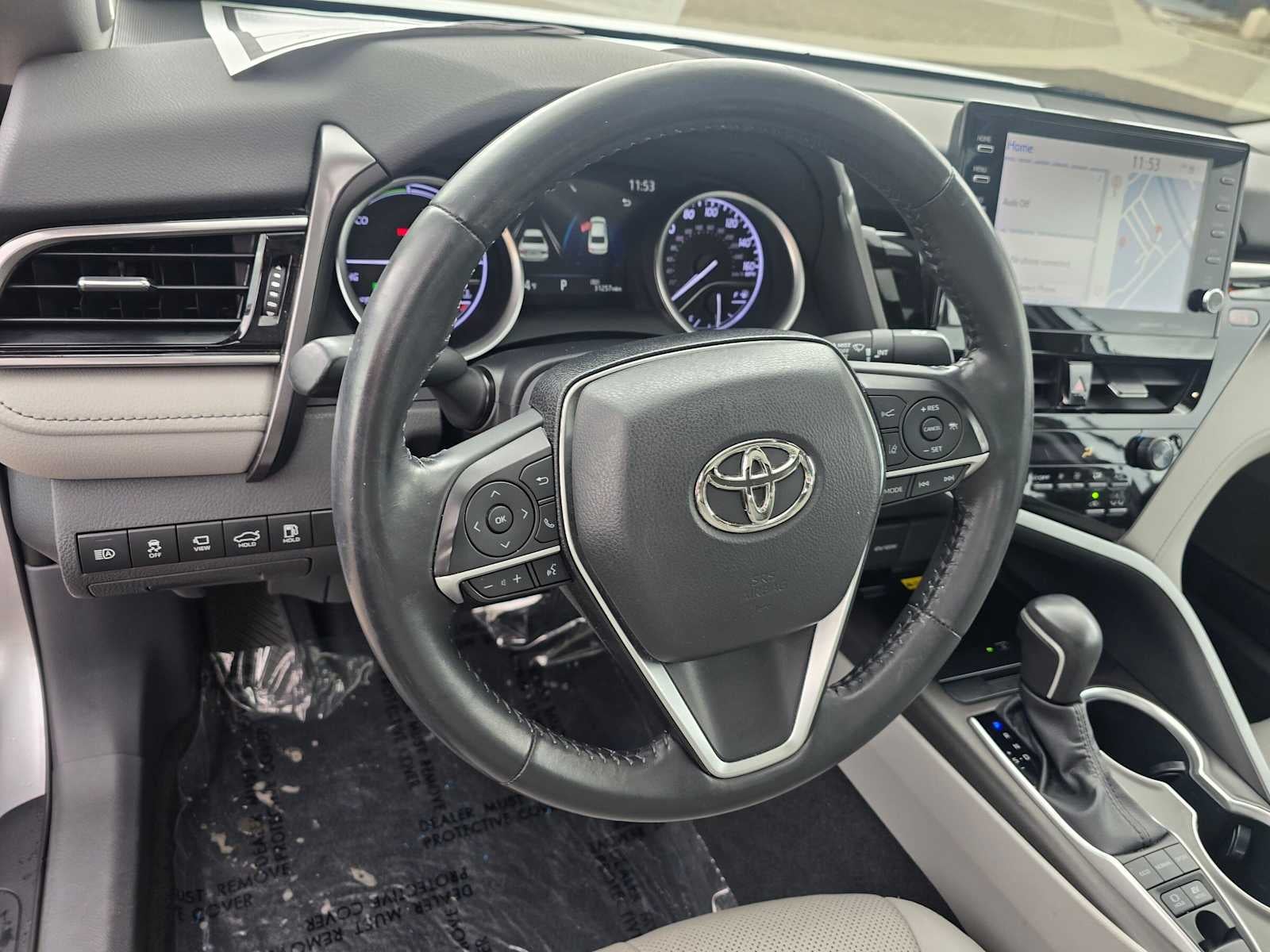 2023 Toyota Camry Hybrid XLE