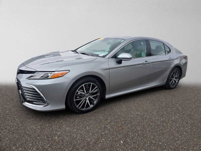 2023 Toyota Camry Hybrid XLE